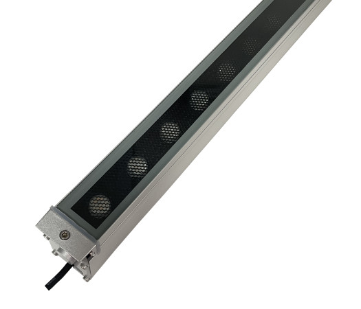 Inground WL-007 wall washer with honeycomb clear glass (2).jpg